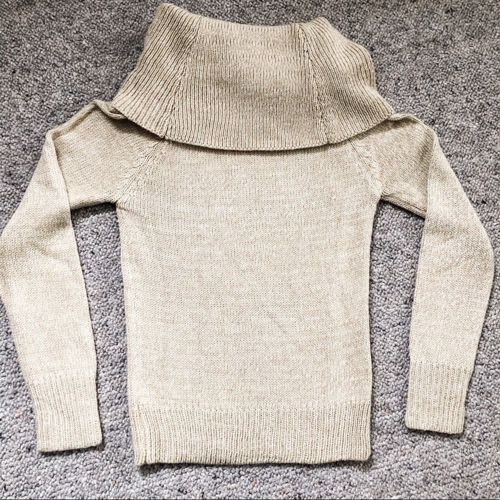Cowl neck cropped sweater